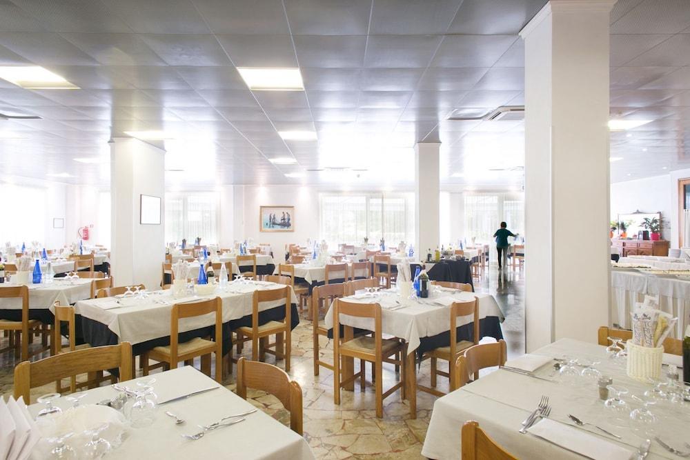 Hotel Stacchini Cesenatico Kültér fotó