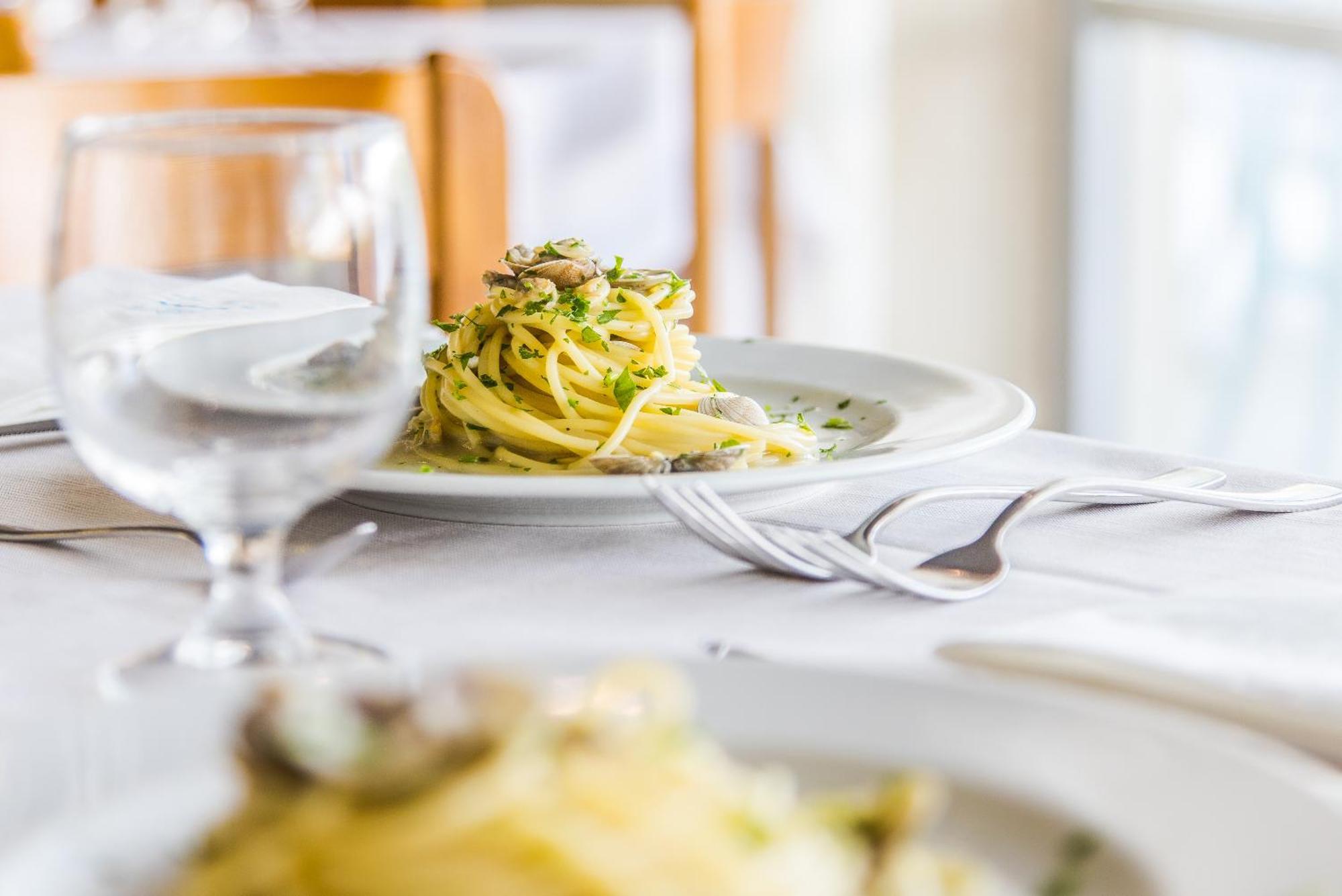 Hotel Stacchini Cesenatico Kültér fotó